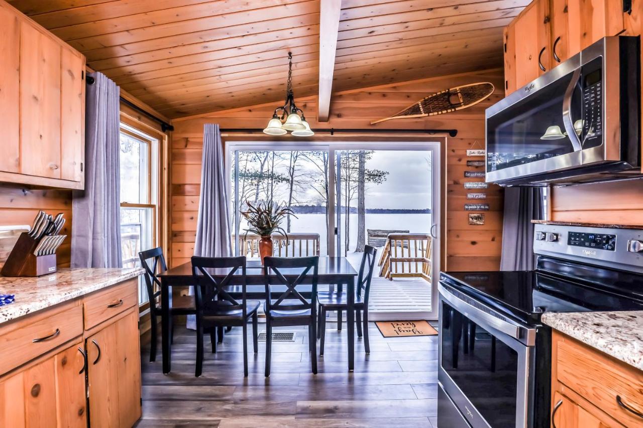 Behnkes Bungalow Manitowish Waters Bagian luar foto